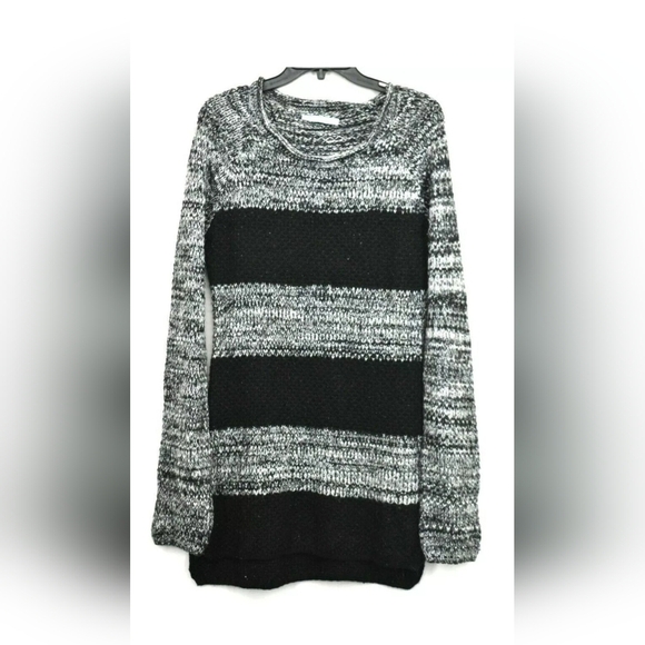 Maurices black and gray striped sweatersize small - Picture 1 of 5
